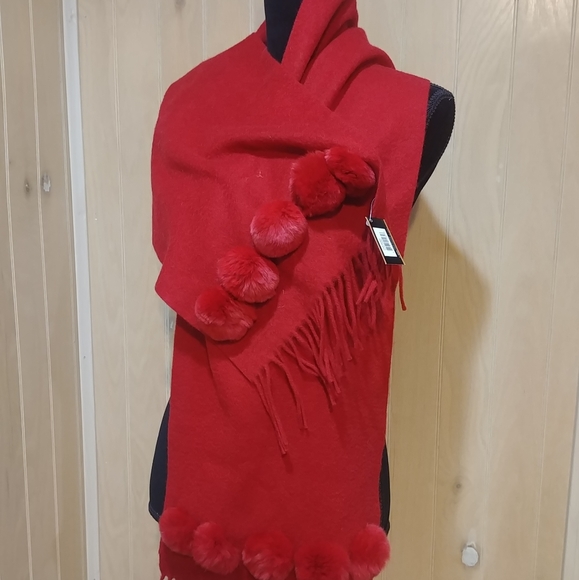 Maggie Red Wool Pompom Fringed Scarf NEW - Picture 1 of 7